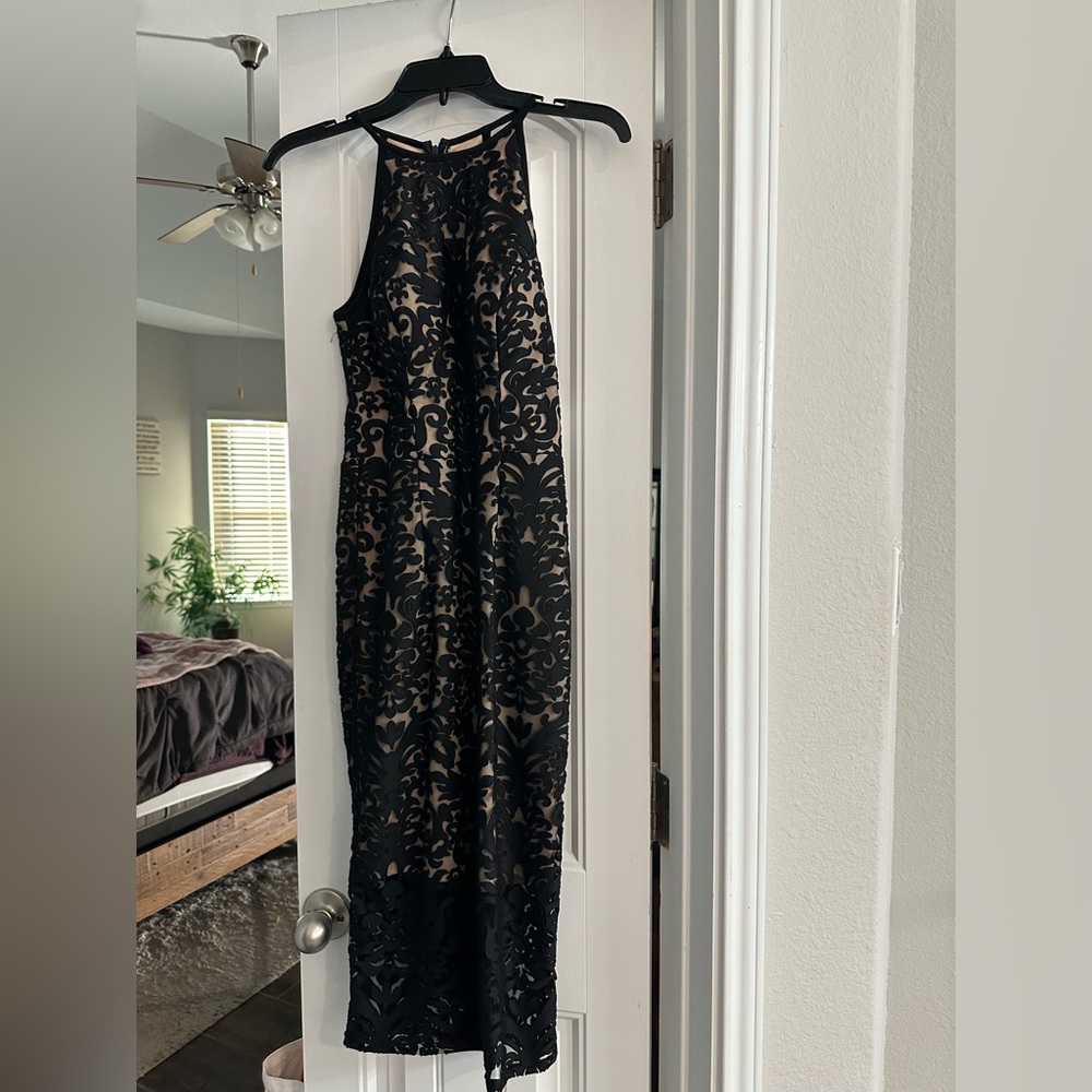 Brand new Bloomingdale’s exclusive Black Lace cocktail dress